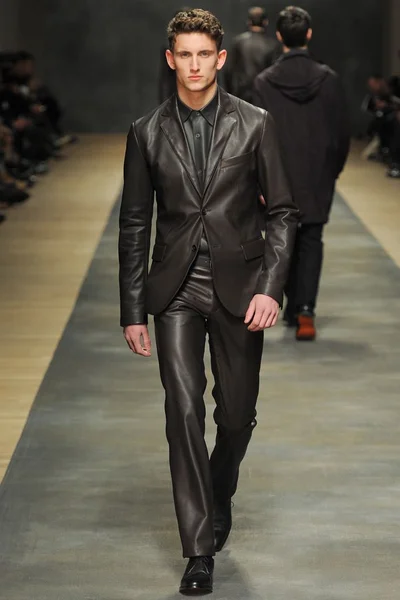 Look 20